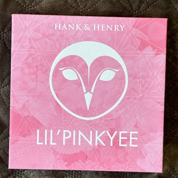 Eyeshadows - Picture 6 of 10